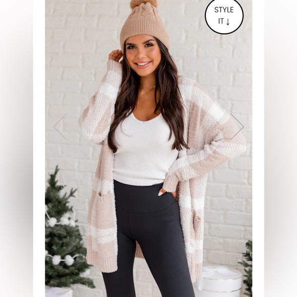 Pink lily super soft brand new cardigan. - Picture 2 of 5